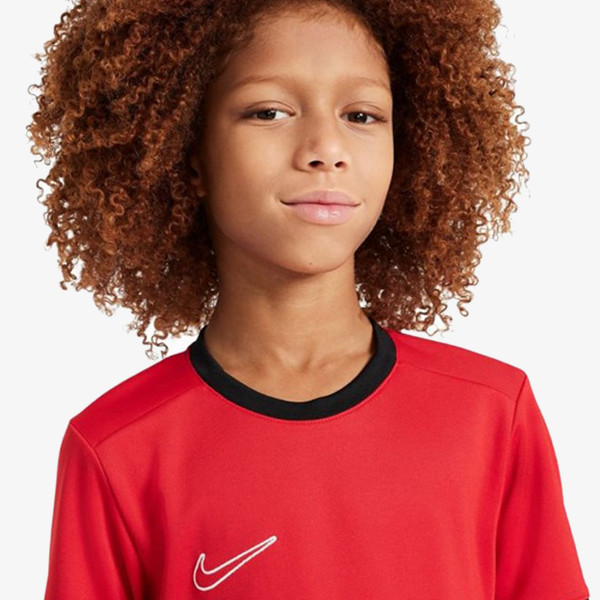Nike Academy 25 
