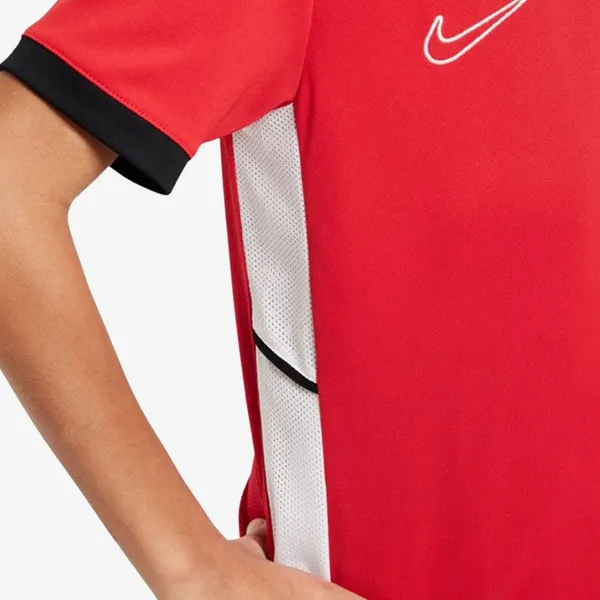 Nike Academy 25 