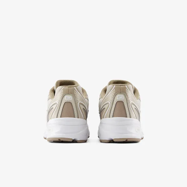 New Balance 740 