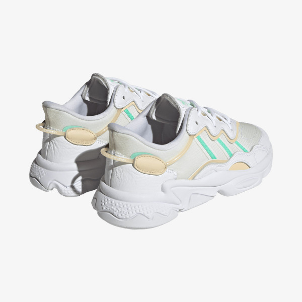 adidas OZWEEGO W 