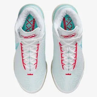 Nike LeBron NXXT Genisus 