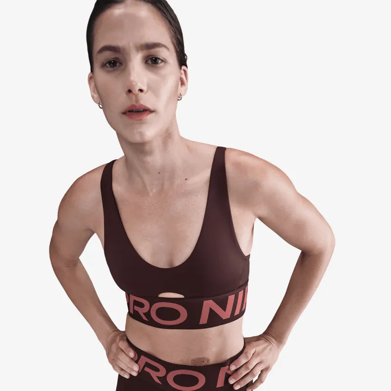 Nike Pro Indy Plunge 