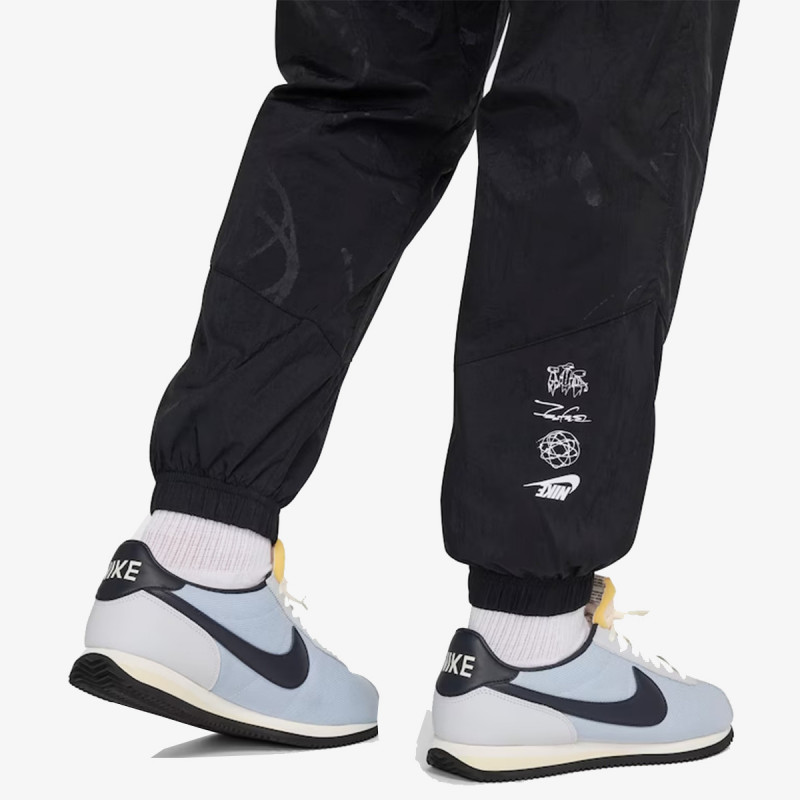 Nike Sportswear Breakdancing Lined Windrunner 