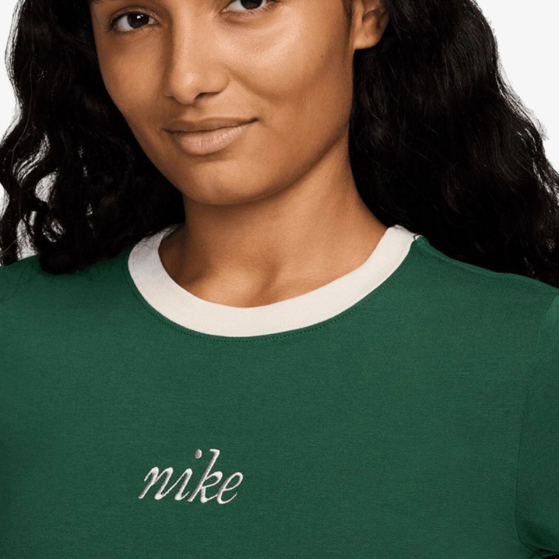Nike Chill Knit 