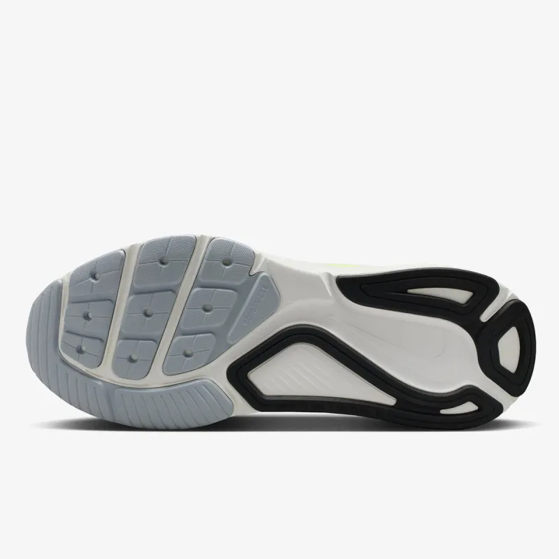 Nike Structure 26 