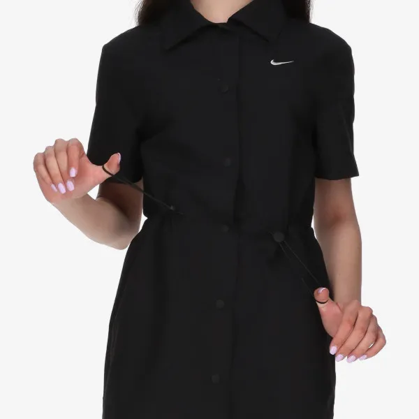 Nike Sportswear 