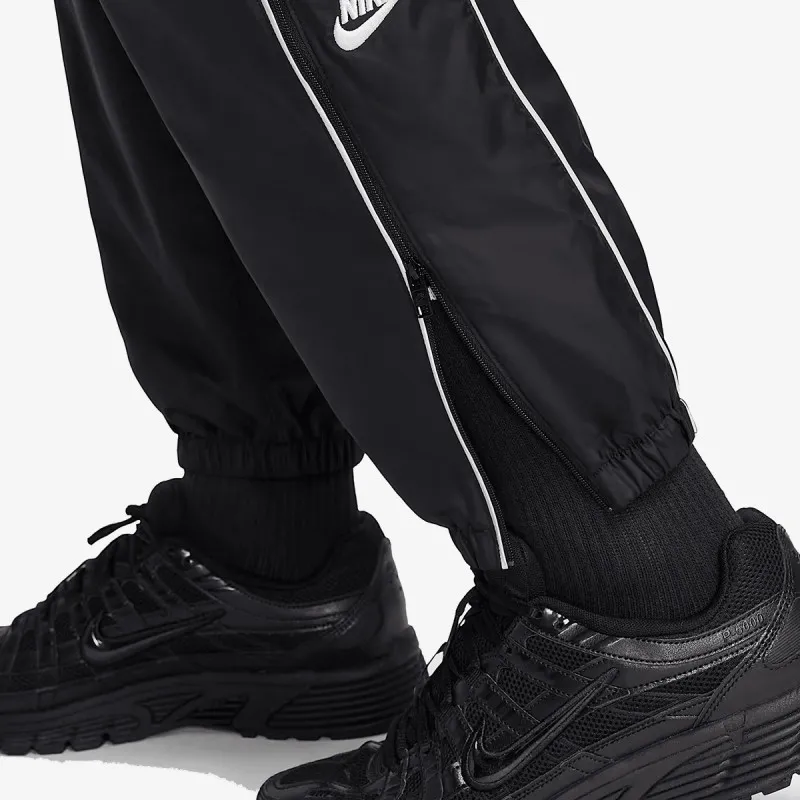 Nike Club 