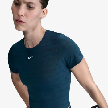 Nike Pro 