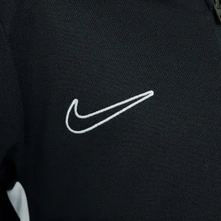 Nike Academy 25 