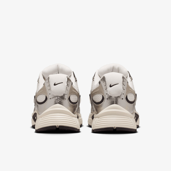 Nike NIKE V5 RNR 