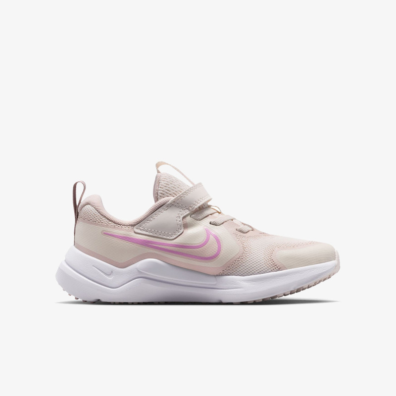 Nike Cosmic Runner 