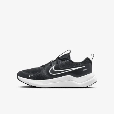 Nike Cosmic Runner 