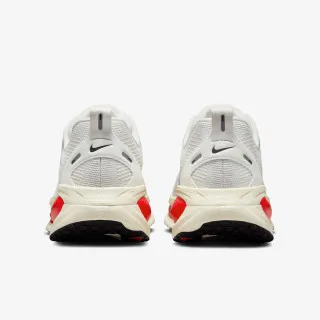 Nike Vomero 18 