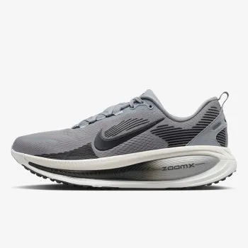 Nike Vomero 18 