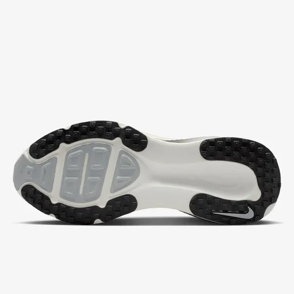 Nike Vomero 18 