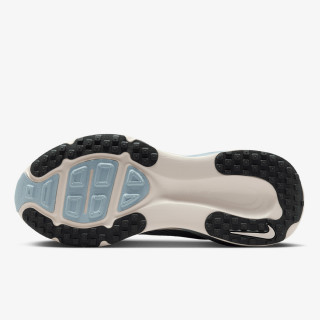 Nike Vomero 18 