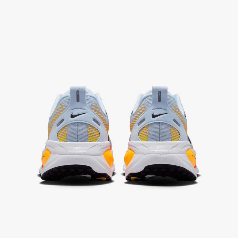 Nike Vomero 18 