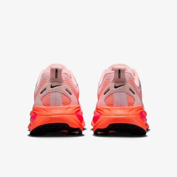 Nike Vomero 18 