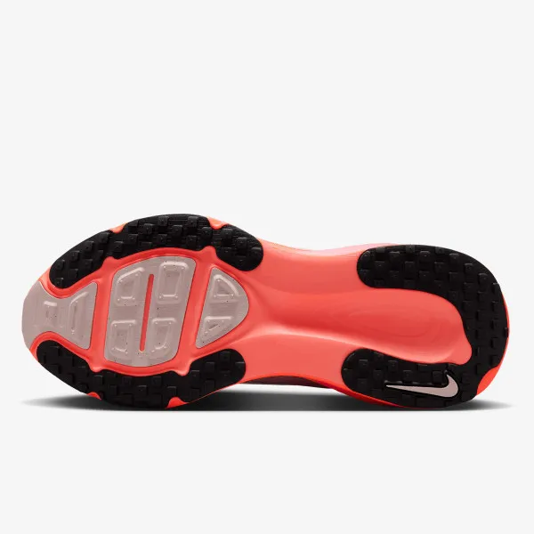 Nike Vomero 18 