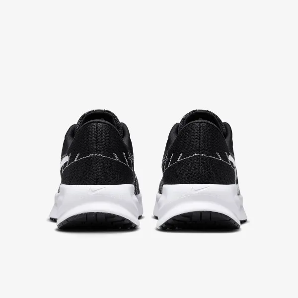 Nike Run Defy 