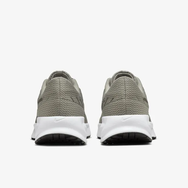 Nike Run Defy 