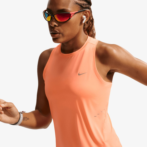 Nike Swift 