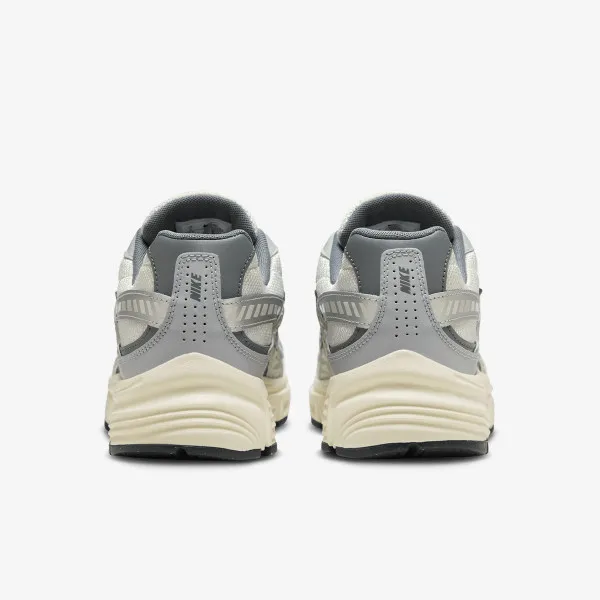 Nike Initiator 