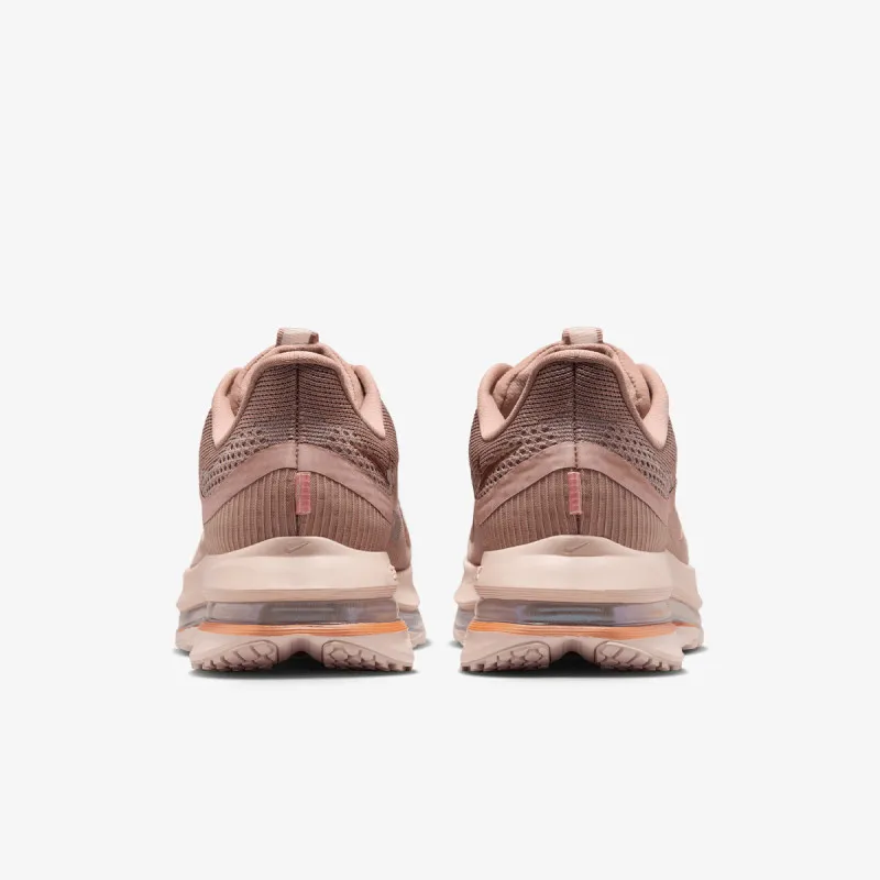 Nike Pegasus Premium 