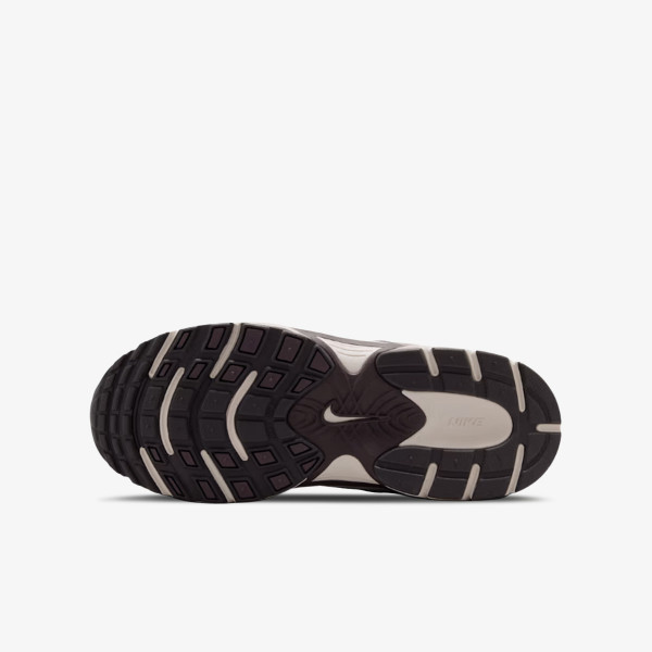 Nike V5 RNR 