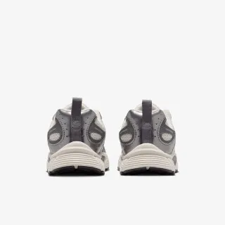 Nike V5 Runner 