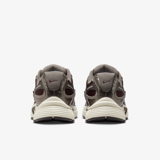 W NIKE V5 RNR 