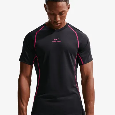 Nike Pro 