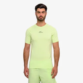 Nike Pro 