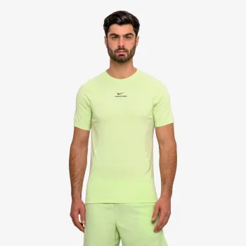 Nike Pro 