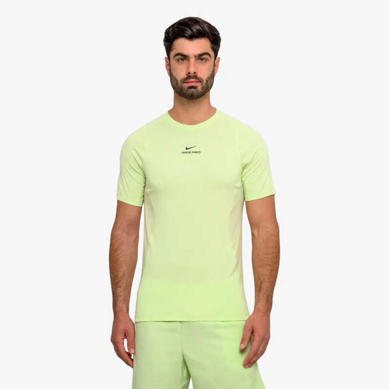 Nike Pro 