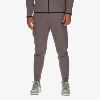 Nike M NK TCH FLC JGGR 