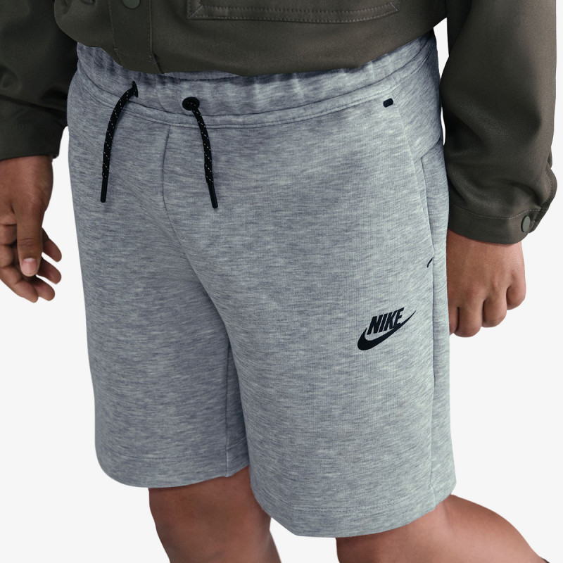 Nike Tech Fleece 