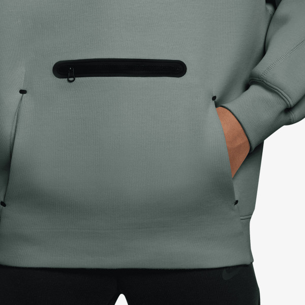 Nike Sportswear Tech 