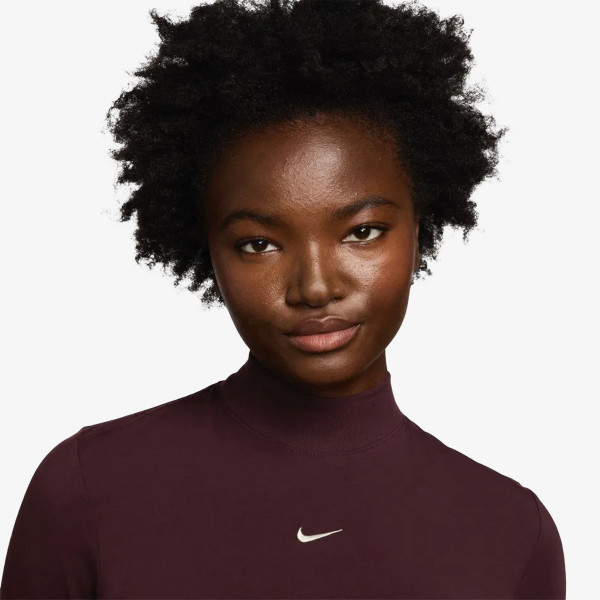 Nike Sportswear Chill Knit 