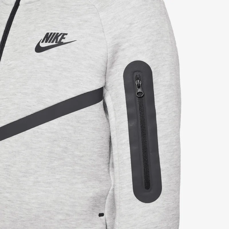 Nike Sportswear 