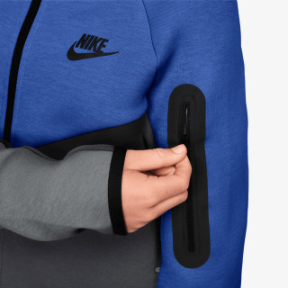 Nike Sportswear 