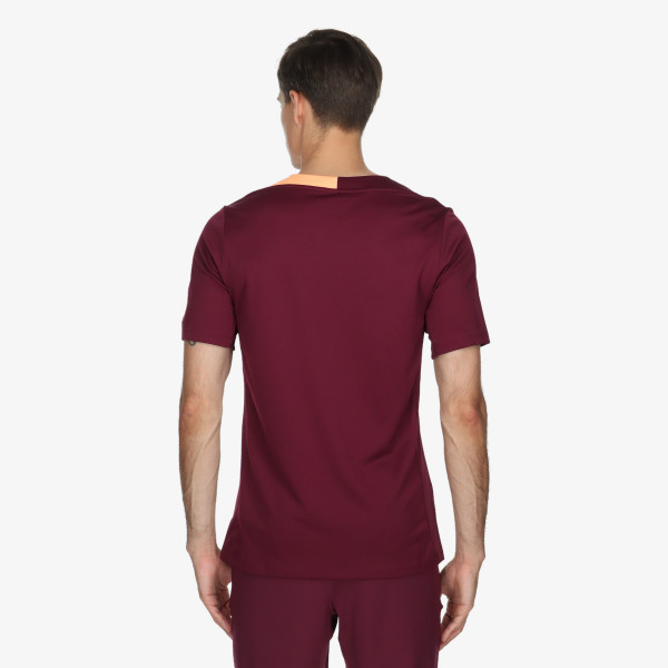 Nike Strike Total 90 