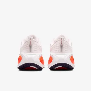 Nike Vomero Plus 