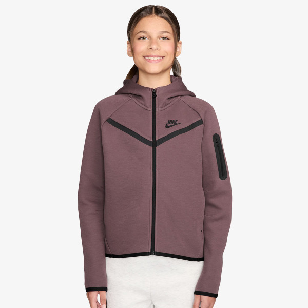 Nike Sportswear 