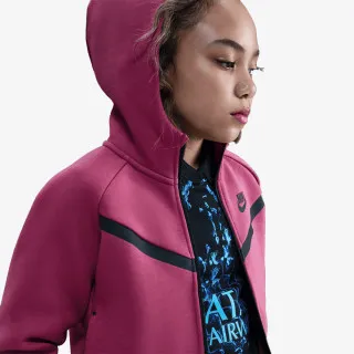 Nike Sportswear 