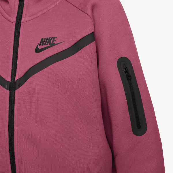 Nike Sportswear 