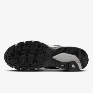 Nike Initiator 