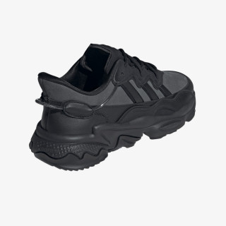 adidas OZWEEGO TR 