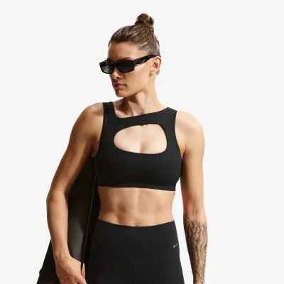 Nike Zenvy 