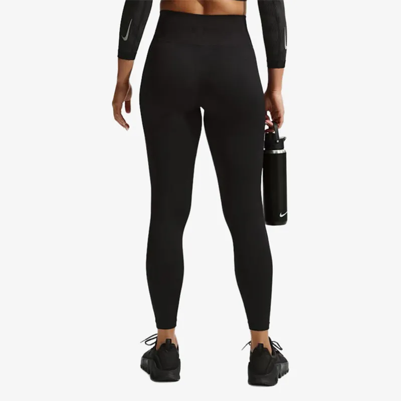 Nike Pro 